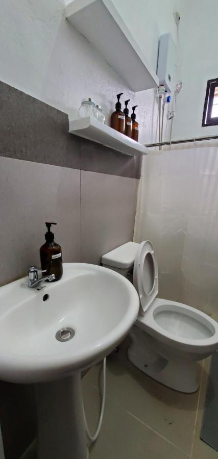 Country Home In Silang Tagaytay Esterno foto